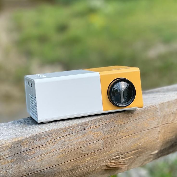 Mini projector portable outdoor